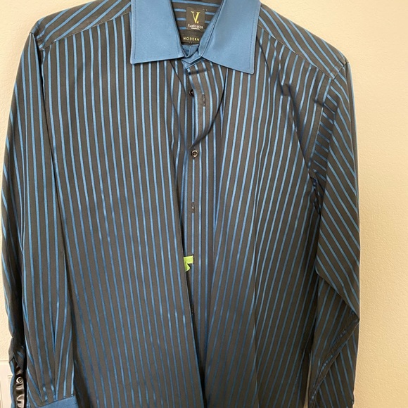 Men’s shirts - Picture 2 of 8